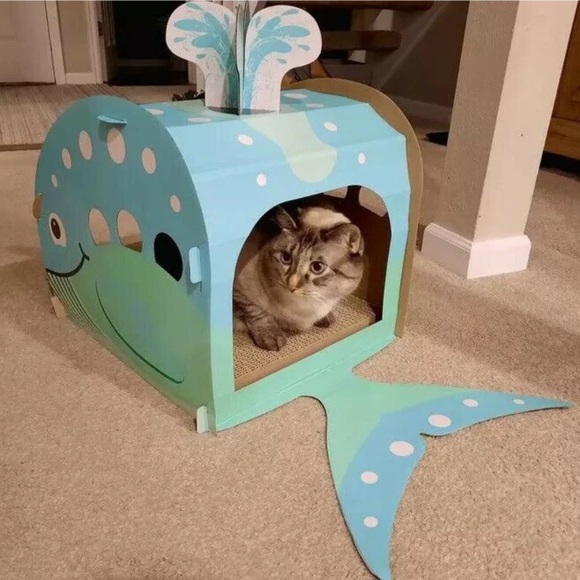 π Boots & Barkley Whale Scratch Cat House